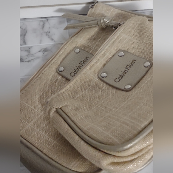 Calvin klein - Picture 2 of 9